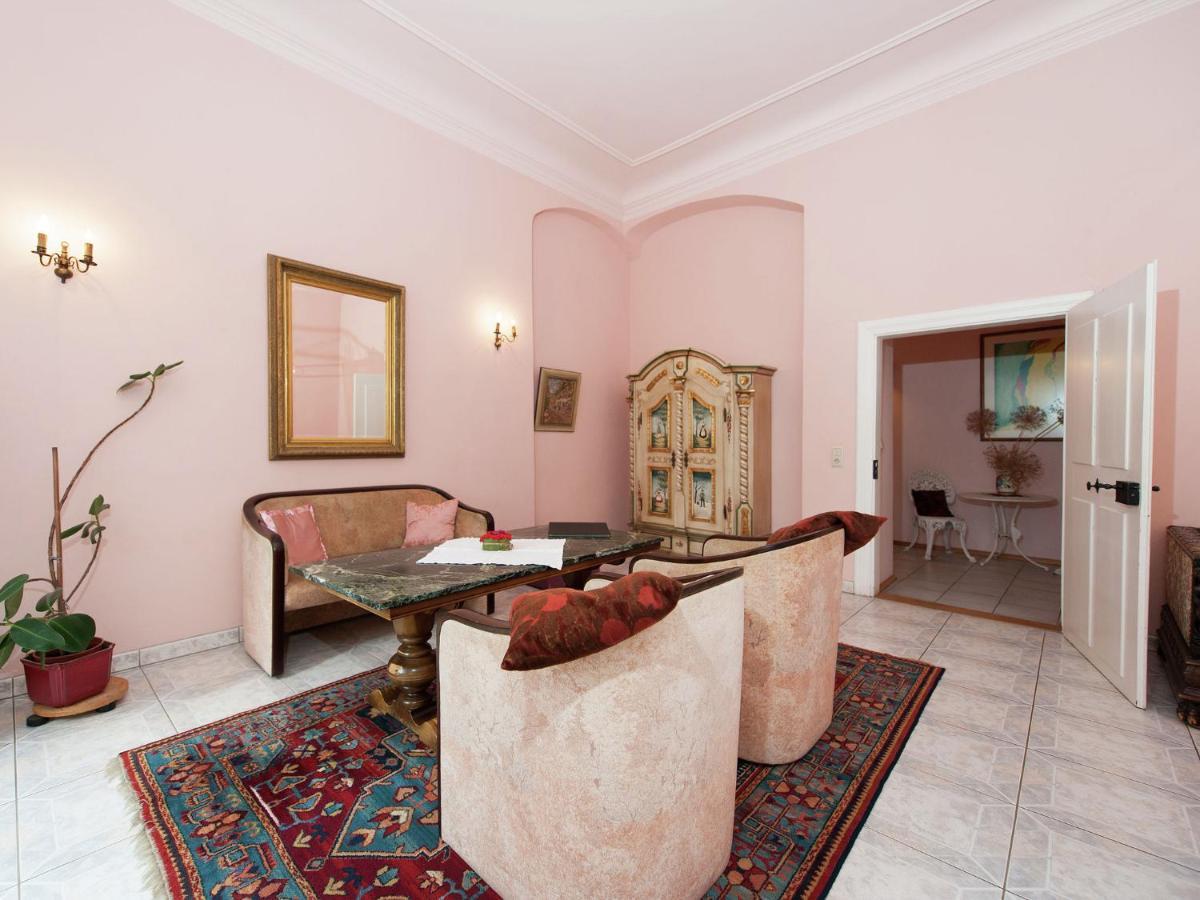 Vintage Apartment In Arzberg Triestewitz エクステリア 写真